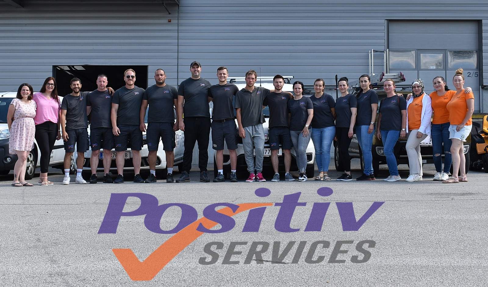 Das gesamte Team von Positiv Services